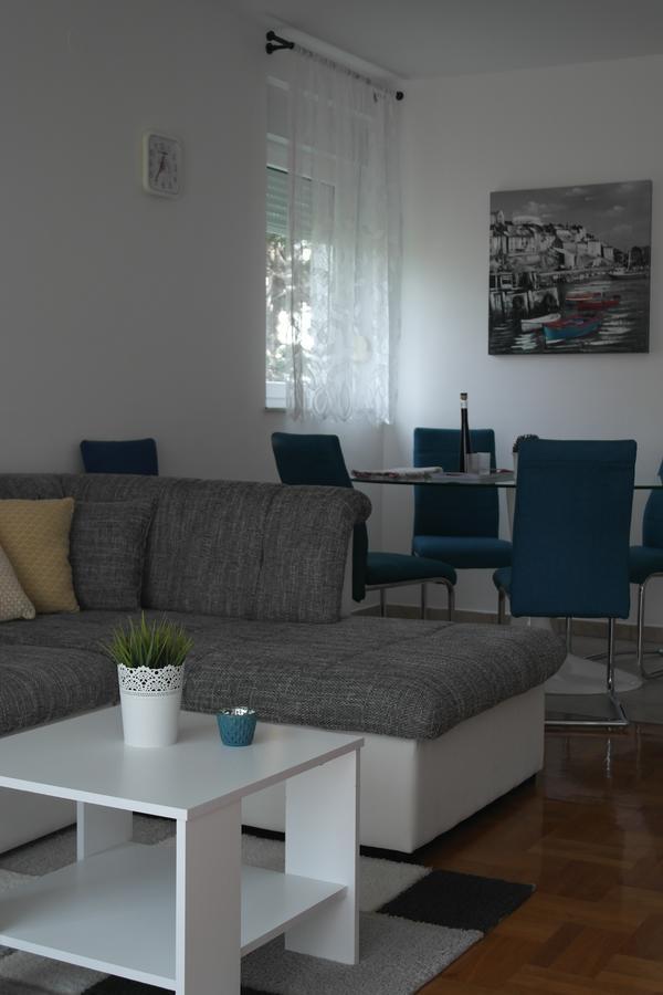 Apartments Laci Crikvenica Esterno foto